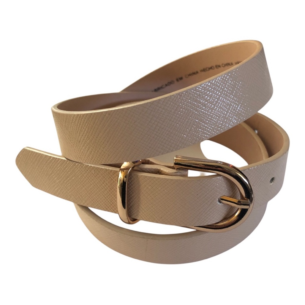 🌟H&M Cream Belt with Gold Buckle🌟